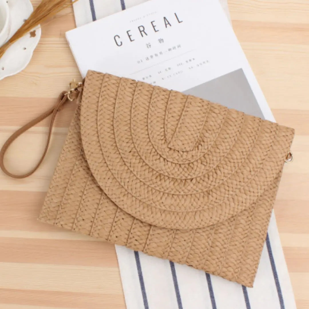 Spring Ari Clutch